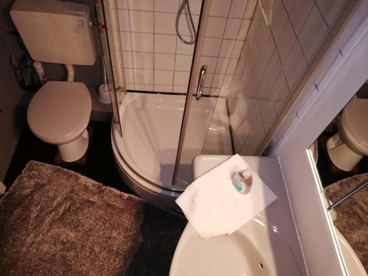 Ferienwohnung Holl Worms Exteriör bild